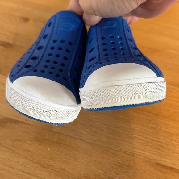 Toddler Skechers Kids Blue and Green Water Shoes, size 8 - Picture 4 of 9